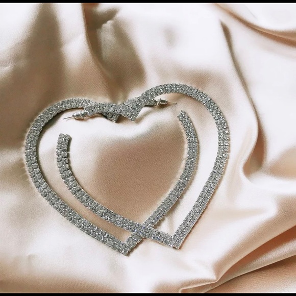 LUX II - Picture 2 of 4